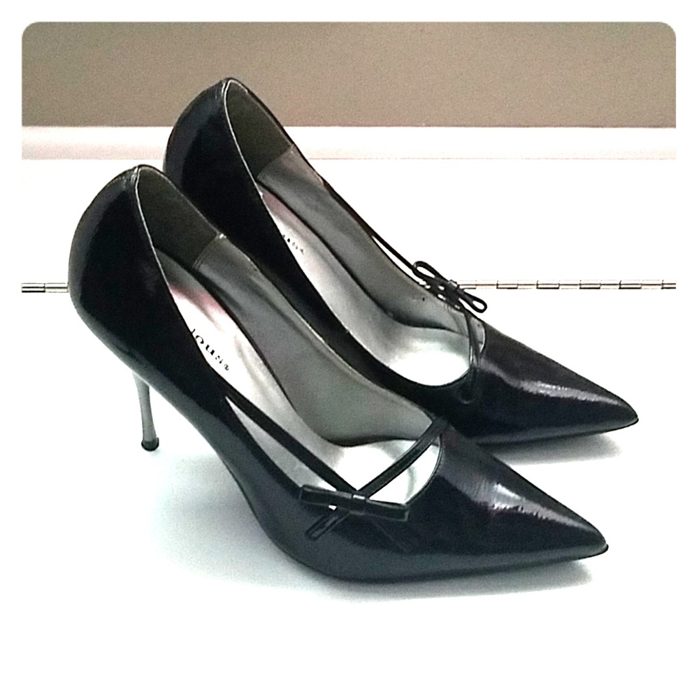Black Patent Leather Pointed Toe Stilettos